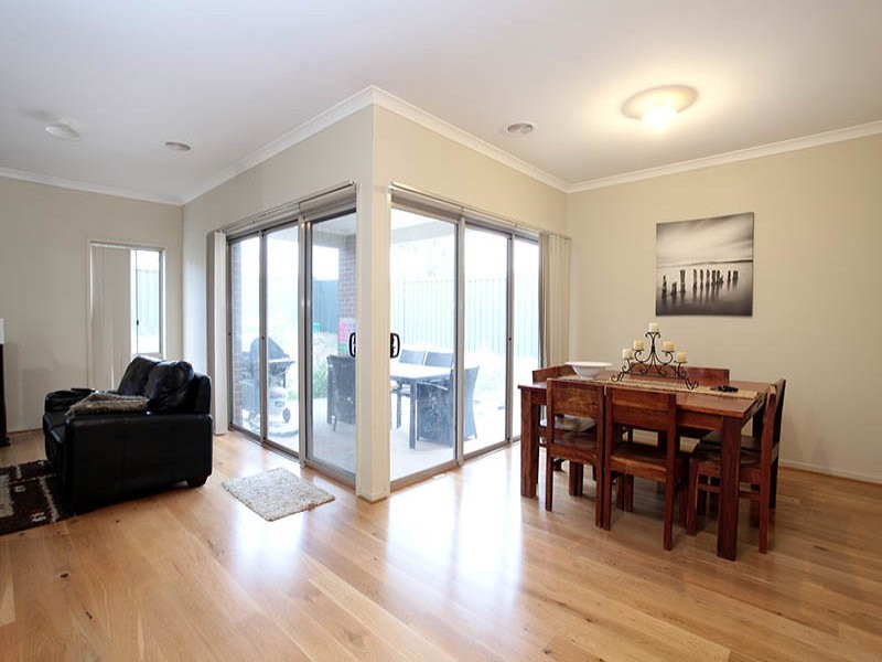 38 Lookout Way, Tarneit VIC 3029