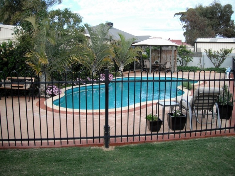 2 Berry Way, Kalgoorlie WA 6430