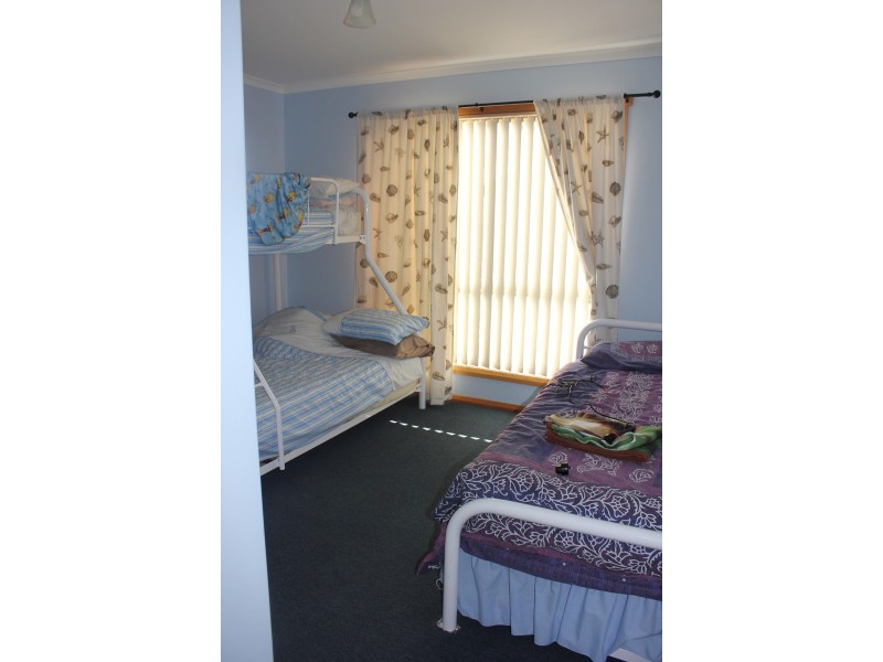 82 Barton Avenue, Triabunna TAS 7190