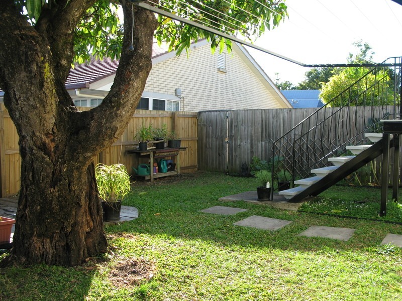 5/27 Denman Street, Greenslopes QLD 4120