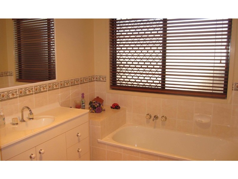 14 Bearke Place, Bracken Ridge QLD 4017