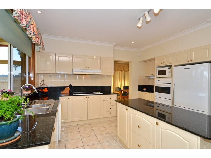 16 SALACIA CLOSE, St Huberts Island NSW 2257