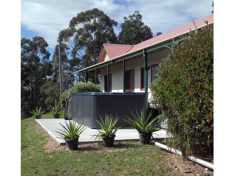 1 Bluemoor Road, Batemans Bay NSW 2536