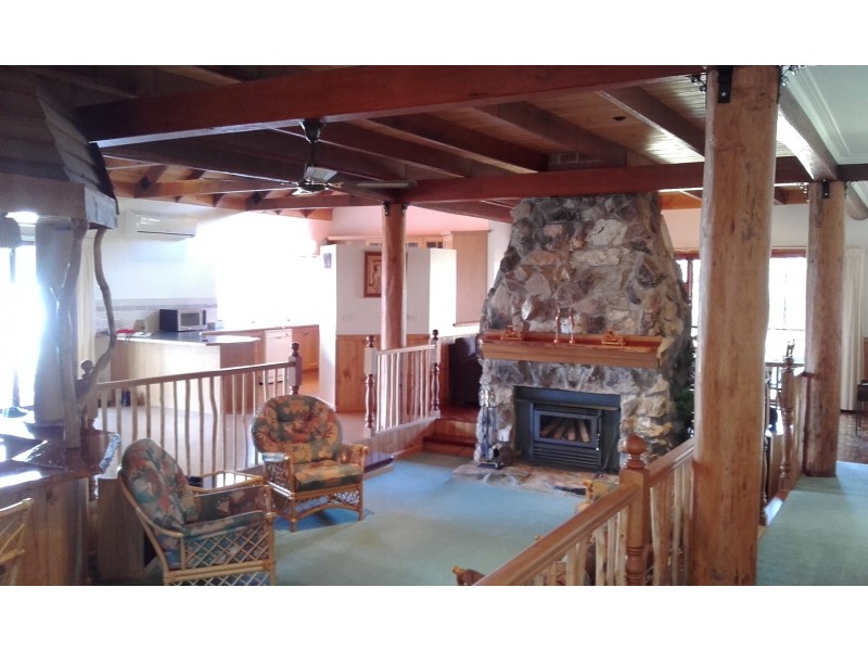 1 Bluemoor Road, Batemans Bay NSW 2536