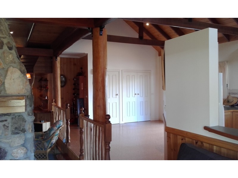 1 Bluemoor Road, Batemans Bay NSW 2536