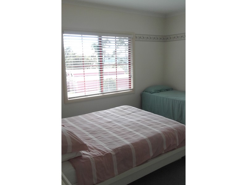 1 Bluemoor Road, Batemans Bay NSW 2536