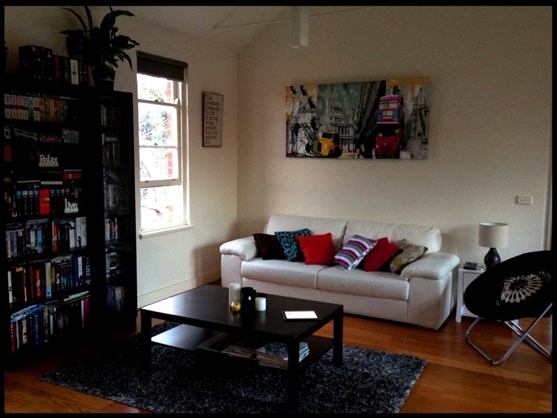 15/2-3 Evergreen CCT, Cheltenham VIC 3192