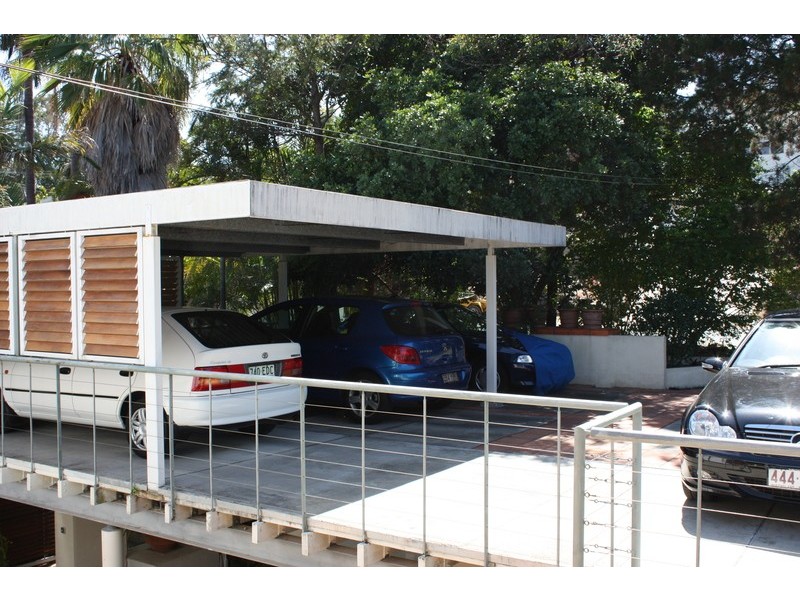 1/20  Nairana Rest, Noosa Heads QLD 4567