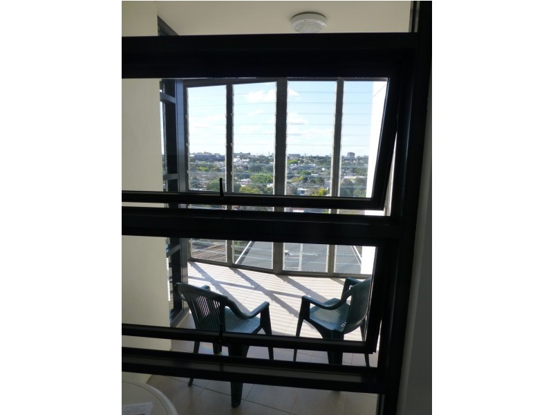 1202/221-229 Sydney Park Rd, Erskineville NSW 2043