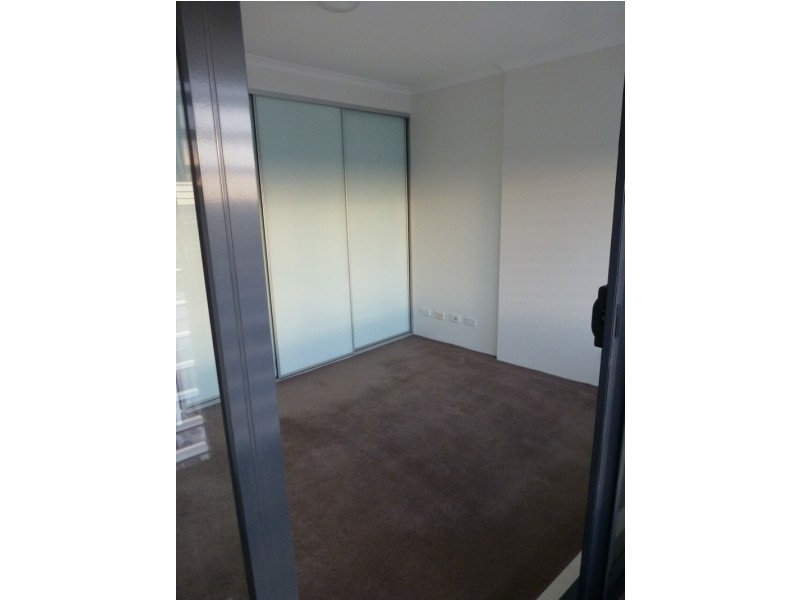 1202/221-229 Sydney Park Rd, Erskineville NSW 2043