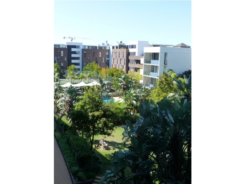 1202/221-229 Sydney Park Rd, Erskineville NSW 2043