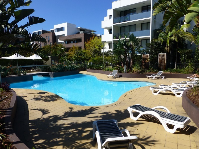 1202/221-229 Sydney Park Rd, Erskineville NSW 2043