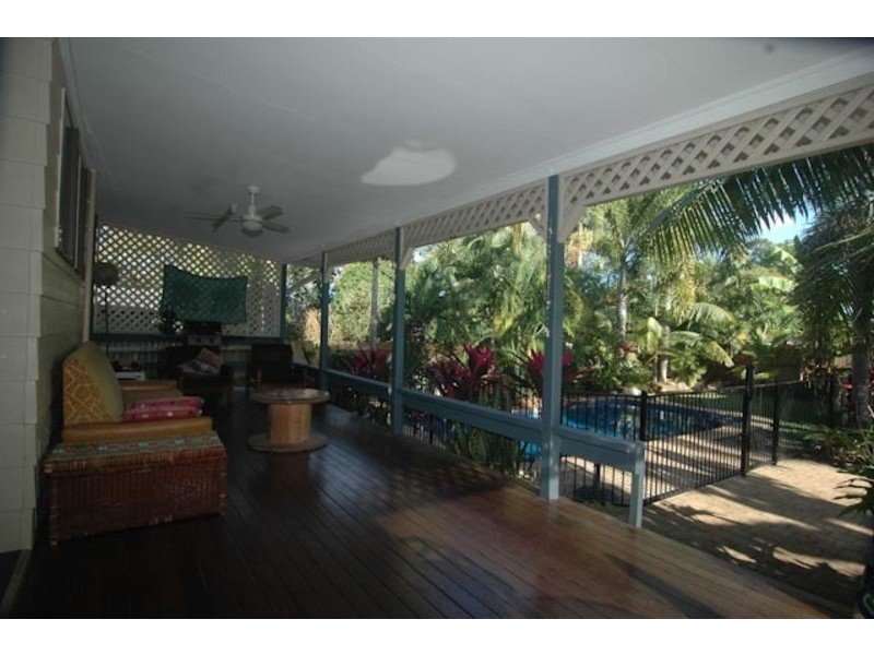 7 Karen Close, Woree QLD 4868