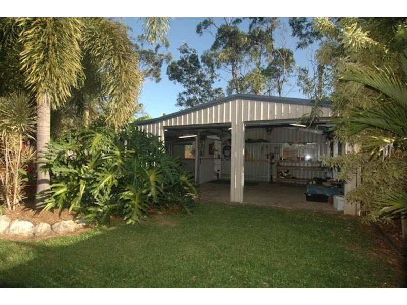 7 Karen Close, Woree QLD 4868