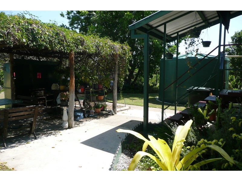 10 Morgan Street, Baralaba QLD 4702