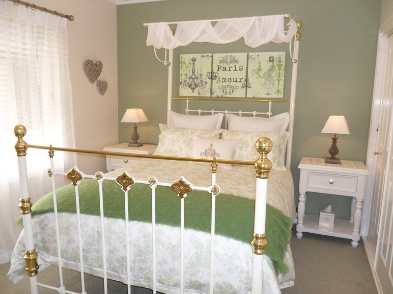 12 Walnut Grove, Bright VIC 3741