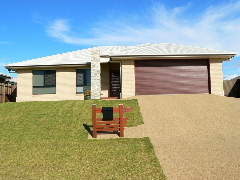 27 Longview Street, Ashfield QLD 4670