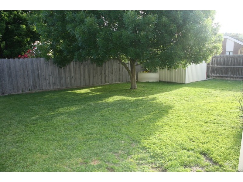 5 MacMeikan St, Whittlesea VIC 3757