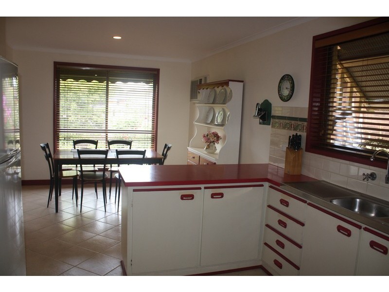 5 MacMeikan St, Whittlesea VIC 3757