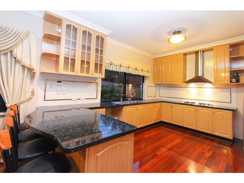 2 Fourth Ave, Applecross WA 6153