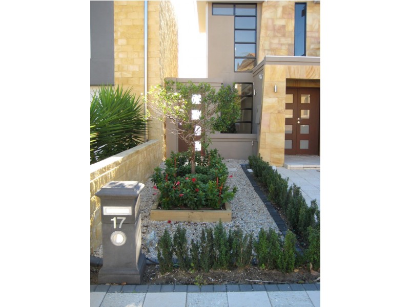 17 Contacio Cove, Trigg WA 6029