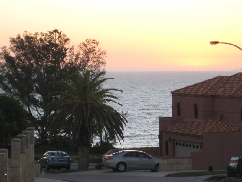 17 Contacio Cove, Trigg WA 6029