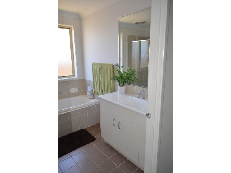 16 WOODHURST STREET, Largs NSW 2320