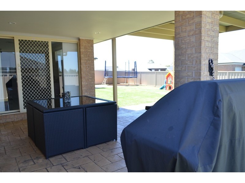 16 WOODHURST STREET, Largs NSW 2320