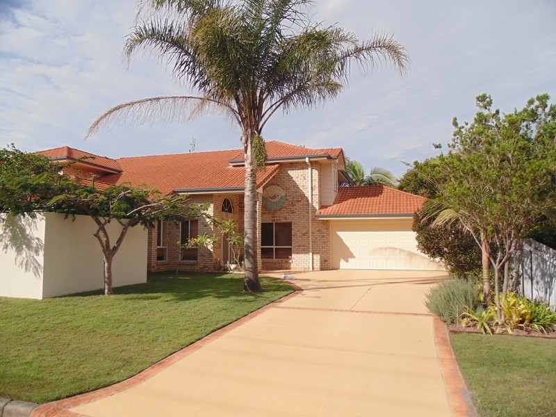 408 Oceanic Drive, Wurtulla QLD 4575