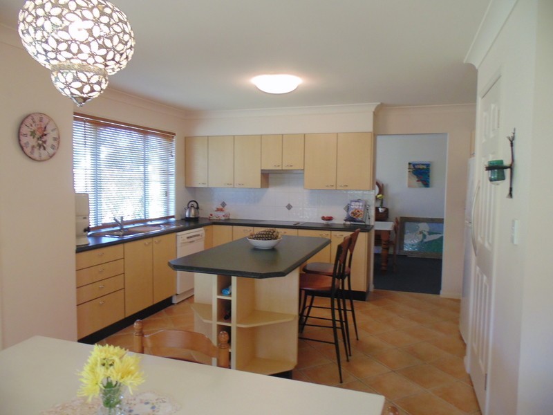 408 Oceanic Drive, Wurtulla QLD 4575