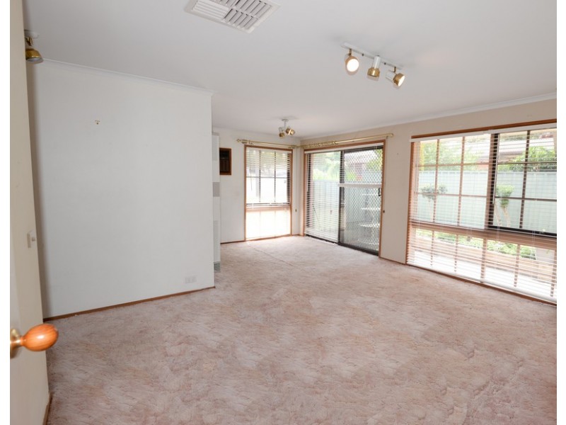 Unit 1/363 Woodstock Court, Albury NSW 2640