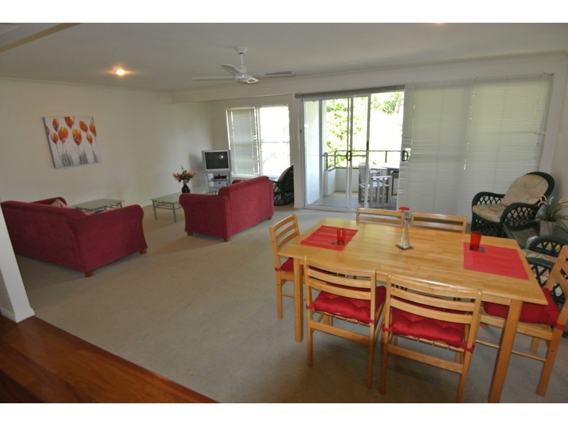 12/2 Sylvan Drive, Moore Park Beach QLD 4670