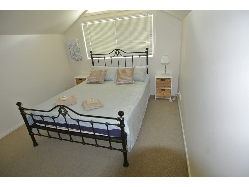12/2 Sylvan Drive, Moore Park Beach QLD 4670