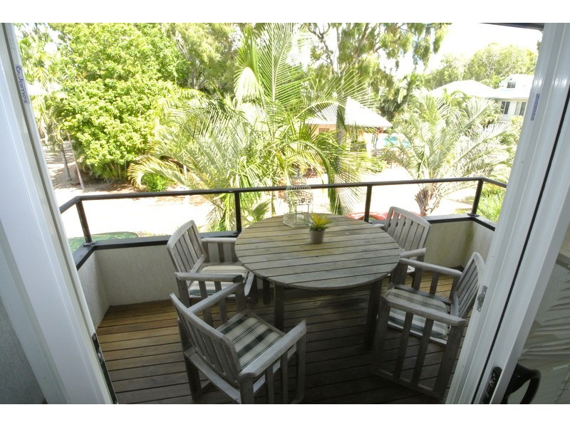 12/2 Sylvan Drive, Moore Park Beach QLD 4670