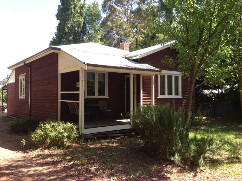 61 Marginata cresent, Dwellingup WA 6213