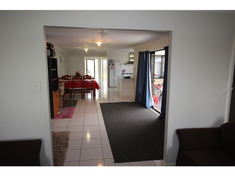 146 Berry St, Yamanto QLD 4305