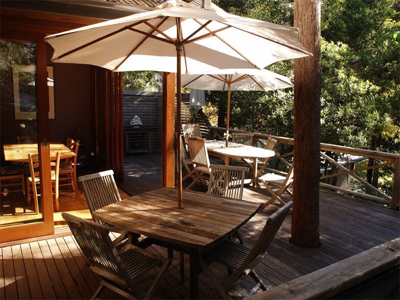 The Treehouse / 61 Monash Ave, Great Mackerel Beach NSW 2108