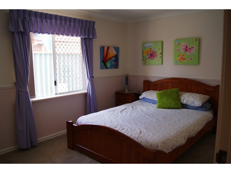 9 Frampton Crescent, Canning Vale WA 6155