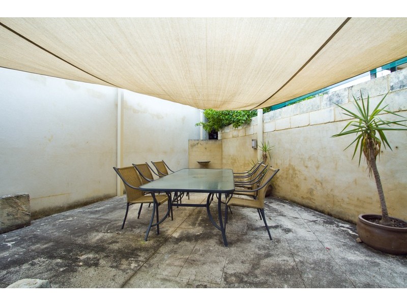 21 Ashburton Terrace, Fremantle WA 6160