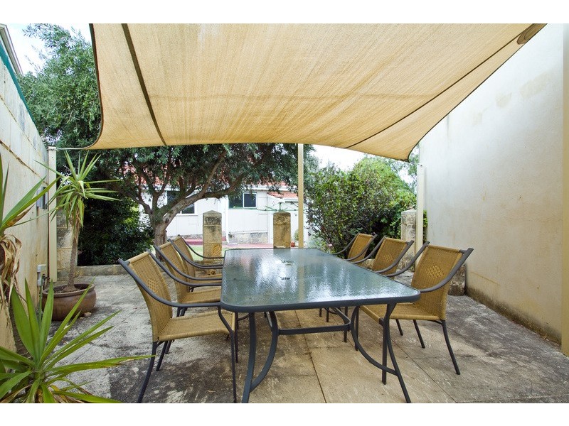 21 Ashburton Terrace, Fremantle WA 6160