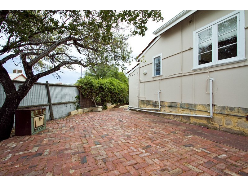 21 Ashburton Terrace, Fremantle WA 6160