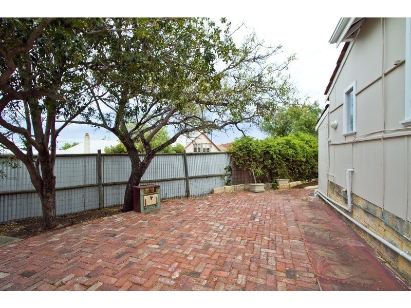 21 Ashburton Terrace, Fremantle WA 6160