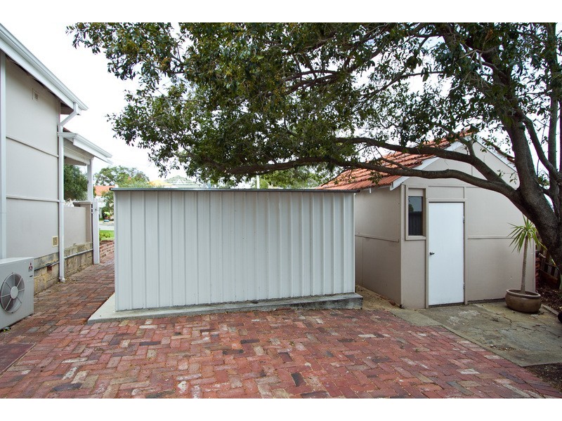 21 Ashburton Terrace, Fremantle WA 6160