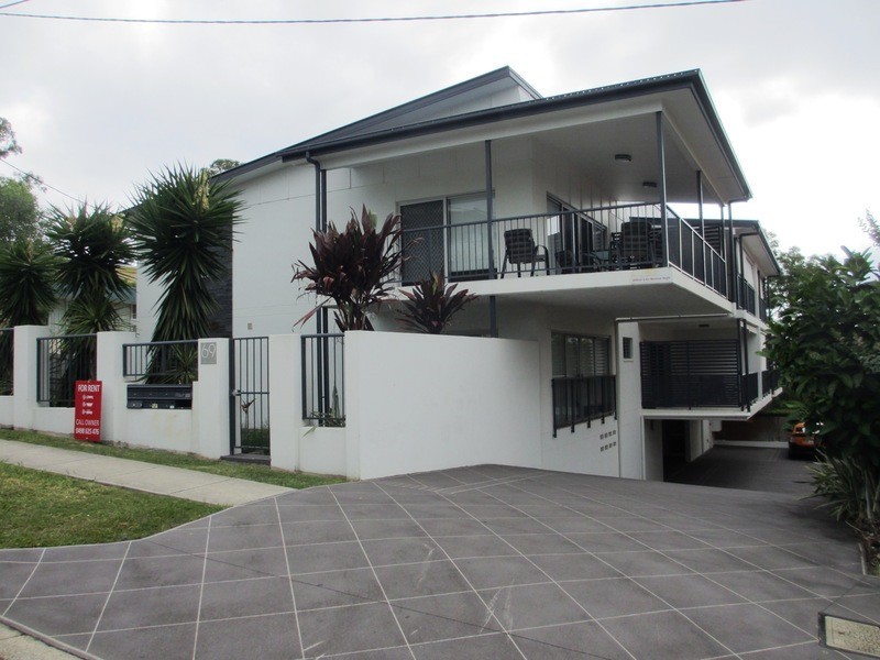 69 Durham St, St Lucia QLD 4067