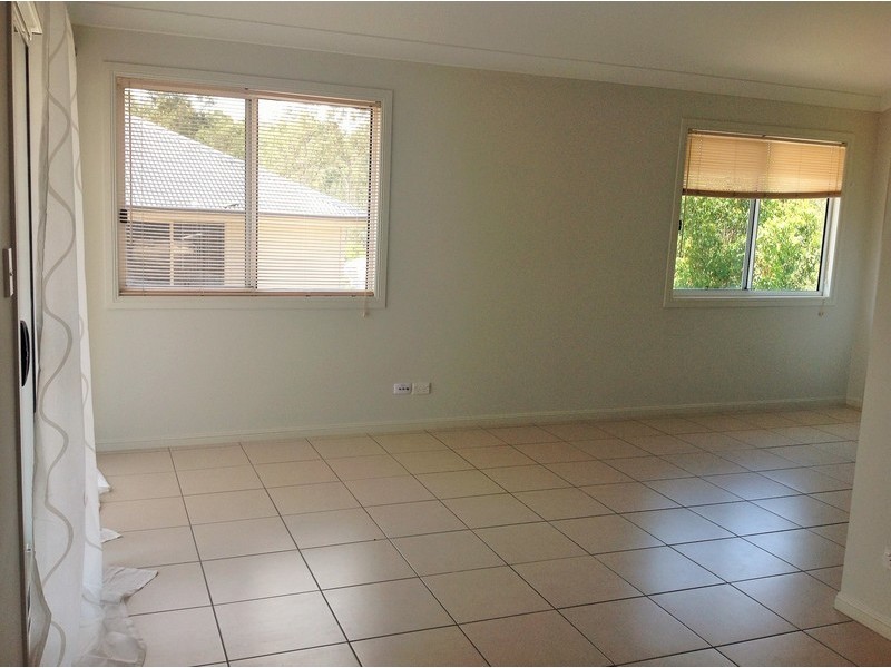 4/2-4  Gloucester St, Waterford QLD 4133