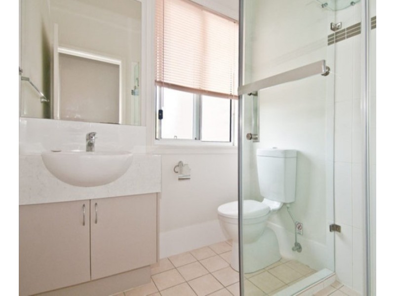 4/2-4  Gloucester St, Waterford QLD 4133