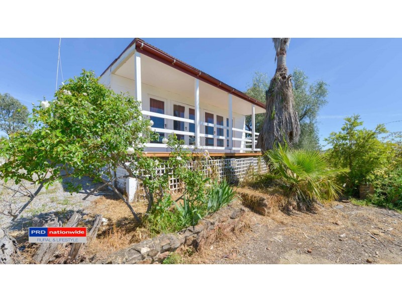 54 Sneesbys Lane, Upper Manilla NSW 2346