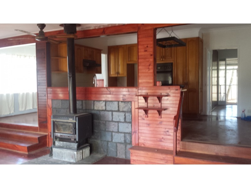54 Sneesbys Lane, Upper Manilla NSW 2346