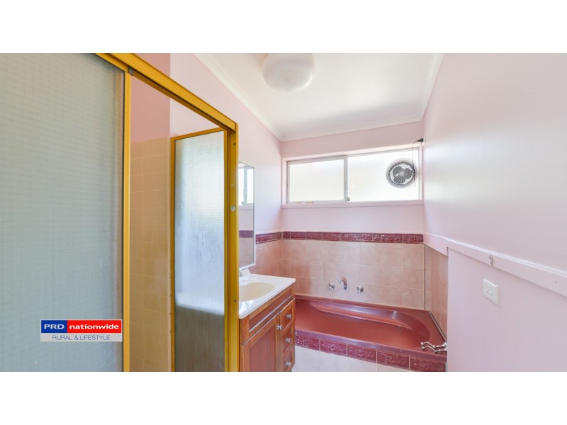 54 Sneesbys Lane, Upper Manilla NSW 2346