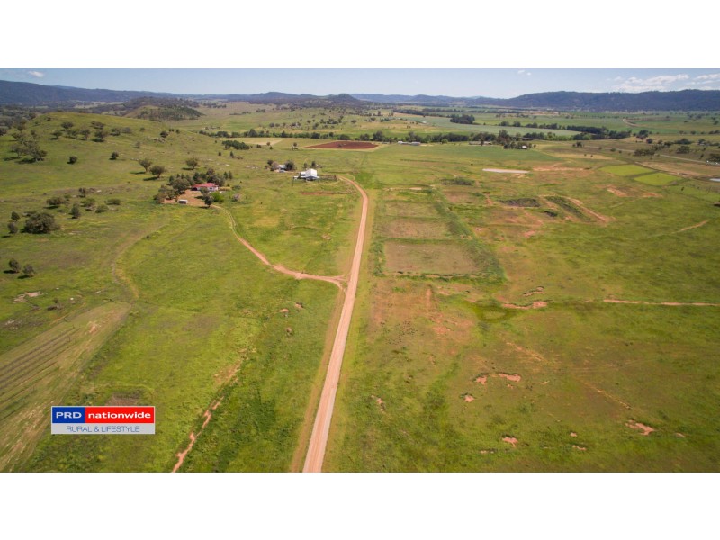54 Sneesbys Lane, Upper Manilla NSW 2346